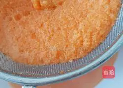 Illustration of how to make two-color carrot rolls 3