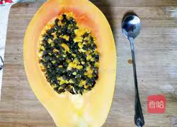 Papaya Stewed with Milk and Cereals (Confinement Meal) Recipe Illustration 2
