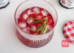 Raspberry Jam Cranberry Drink Recipe Illustration 9