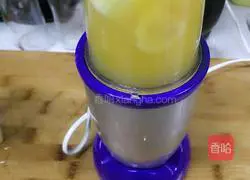 Pineapple Apple Banana Juice Recipe Illustration 8