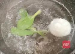 Illustration of how to make shrimp Yangchun noodles 5 