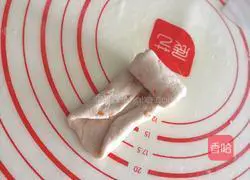 Illustration of how to make Swiss roll steamed buns 11