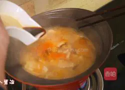 Illustration of Spicy Cabbage Noodle Soup 13