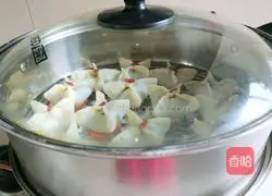 Illustration of the old Beijing specialty steamed dumplings 13