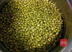 Illustration of how to make mung bean paste 1