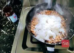 Illustration of how to make radish and meat buns 8