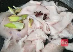 Illustration of how to make pork skin buns 1