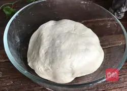 Illustration of how to make windmill steamed buns 1
