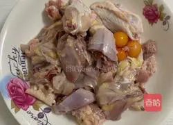 Illustration of how to make stewed old chicken with corn and yam 1