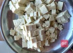 Illustration of how to make tofu buns 2