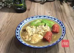 Illustration of how to make loofah and egg noodle soup 14