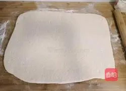 Illustration of how to make sesame sauce layer cake (risen dough) 8