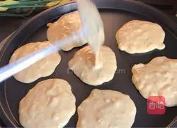 Illustration of how to make banana tortillas 7