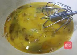 Illustration of how to make brown sugar and jujube hair cake 7