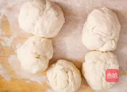 Illustration of Homemade Scallion Pancakes 5