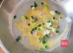 Illustration of how to make delicious rice rolls 8