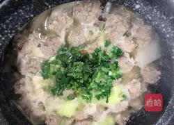 Illustration of how to make jade meatball soup 7