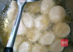 Illustration of how to make crispy fried cake 5