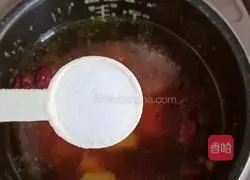 Cordyceps Flower Illustration of how to make scallop and chicken soup 14