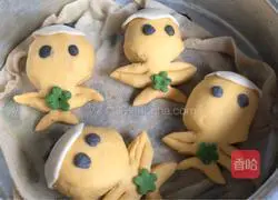 Illustration of how to make big yellow ox steamed buns 16