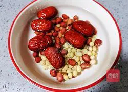 Illustration of making red dates and peanut soy milk 2