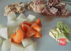 Illustration of Beef Stewed Radish Recipe 1