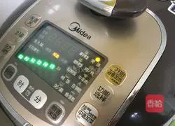 Hericium mushroom and pork ribs soup recipe 7