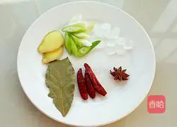 Illustration of how to roast pork with tea tree mushroom 4