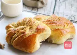 Illustration of how to make coconut leaf soft European (Polish species) 1