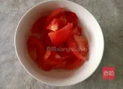 Illustration of how to make tomato, tofu and mushroom soup 8