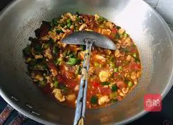 Illustration of how to make tomato and egg soba noodles 9