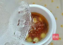 Illustration of how to make red bean and lotus seed soup 4