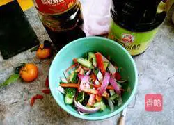 Illustration of how to make cucumbers with soy sauce 7