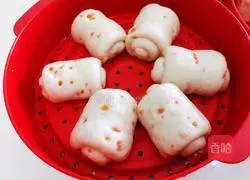 Illustration of how to make Swiss roll steamed buns 15