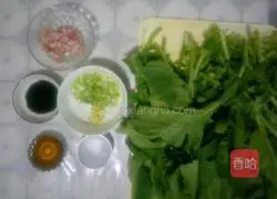 Illustration of how to make pure natural green radish sprouts steamed buns 4