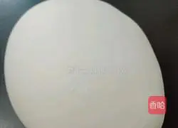 Illustration of how to make quick-frozen hand cakes 1