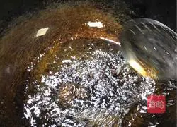 Illustration of how to make scallion oil noodles 5