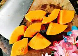 Pumpkin, Red Dates and Lily Soup Recipe Illustration 5