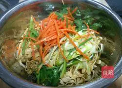 Illustration of how to make oily tofu skin 8