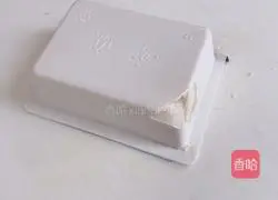 Illustration of how to make preserved egg tofu 2