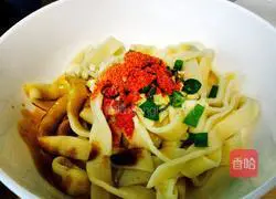 Illustration of how to make northwest oil noodles 12