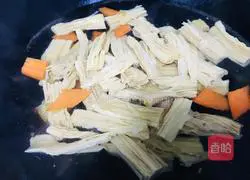 Illustration of how to make cold yuba 3