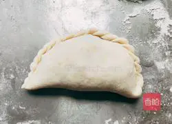 Illustration of how to make leek box 10