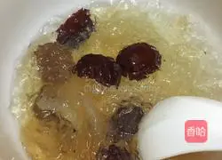Illustration of how to make milk, red dates and bird's nest 2