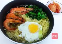 Shrimp Illustration of how to make wonton noodles 5