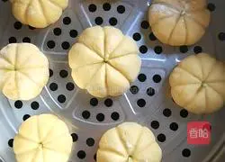 Illustration of how to make pumpkin sugar packets 5