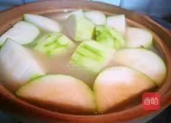 Illustration of how to make pumpkin spine pot 14