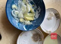 Illustration of how to make big head fish ball soup 8