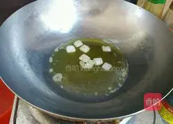 Illustration of how to make chestnut braised pork 4