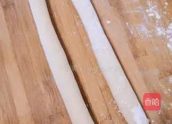 Vegetarian Illustration of how to make stuffed buns 12